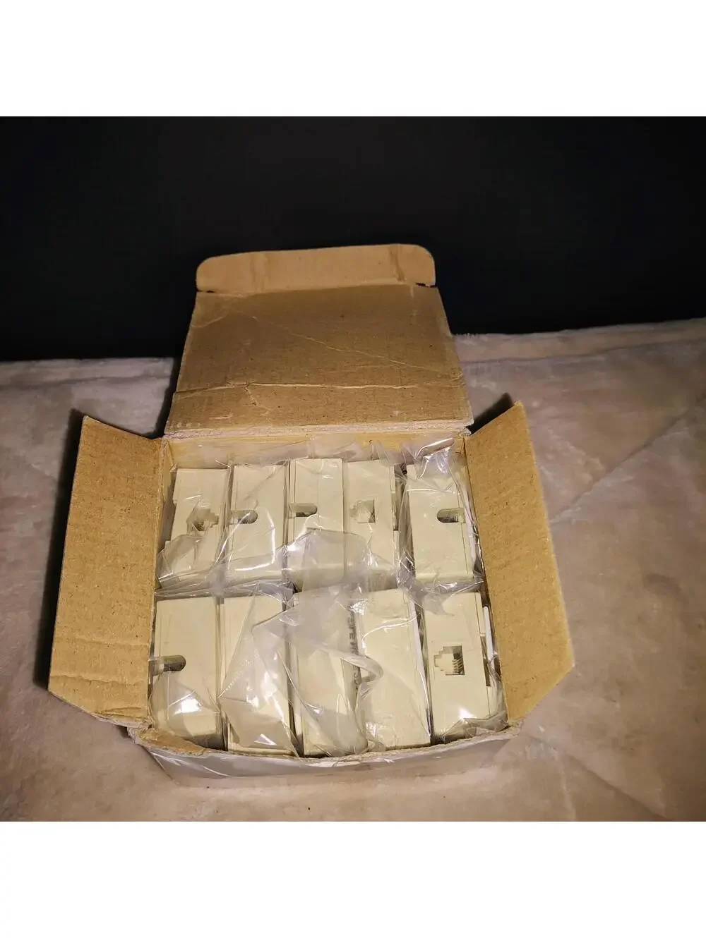 10 Pack of Vanco Surface Jack CMTJ4W Color Mate Phone Jacks Brand New